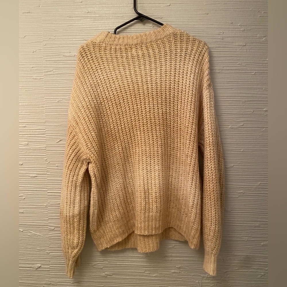 Target sweater - Picture 3 of 3